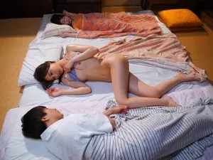 Chuốc bạn uống say, đụ với bà xã dâm của bạn