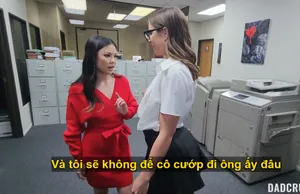 Cô vợ đẹp nhất để lộ mặt quan hệ với chồng qua điện thoại